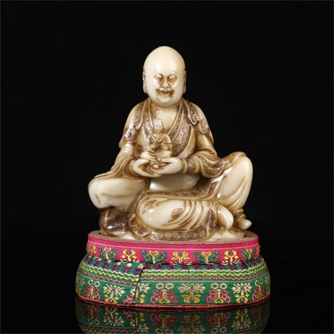 A beautiful Shoushan Shitian Huang Luohan (1 of 9)