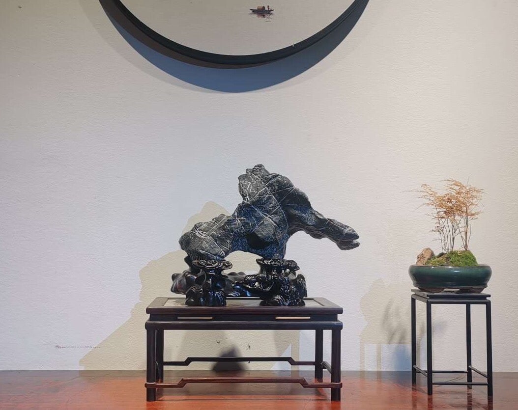 A beautiful Lingbi stone is auspicious - 3