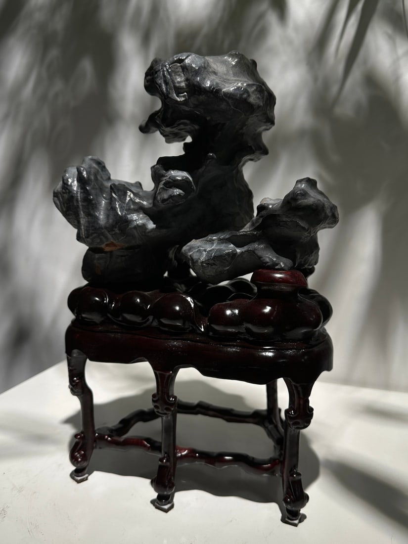 A fine Lingbi stone - 4