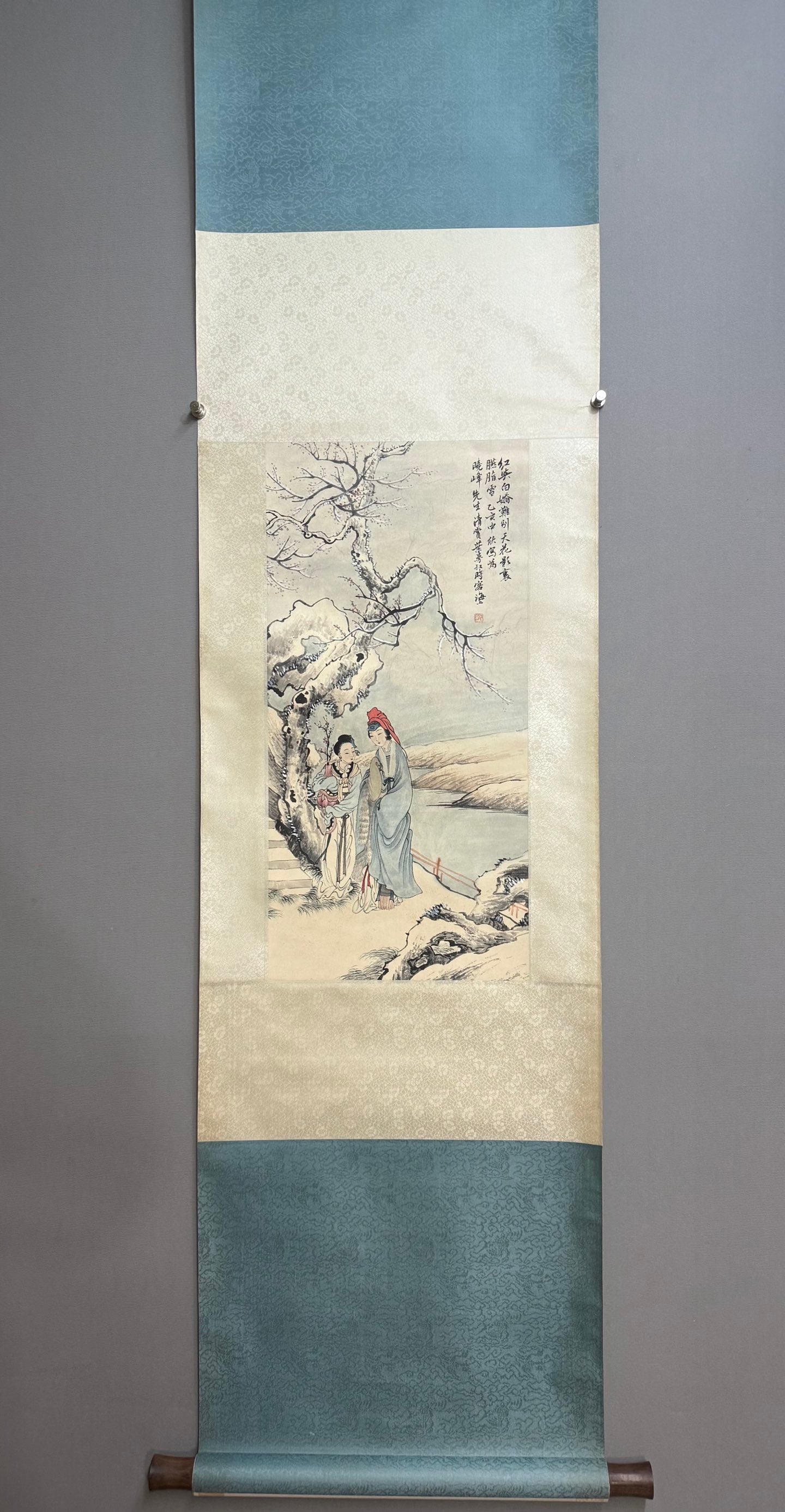 A picture of Uncle Ye Man's lady: Uncle Ye Man's lady picture Size:61x30cm (The Dimensions Of All Batches Are Manually Measured.If You Need More Detailed Information, Please Contact Our Customer Service Before