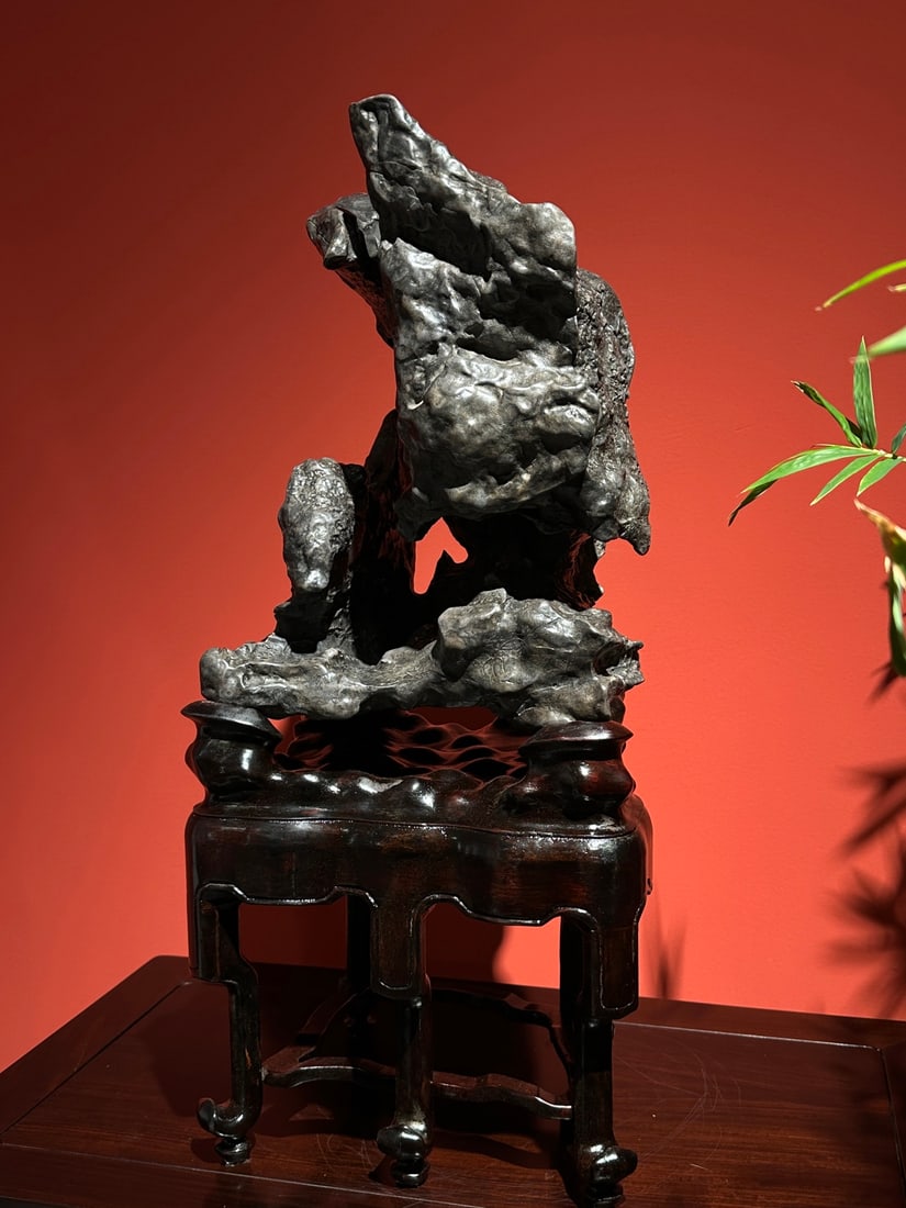 A fine Lingbi stone - 5