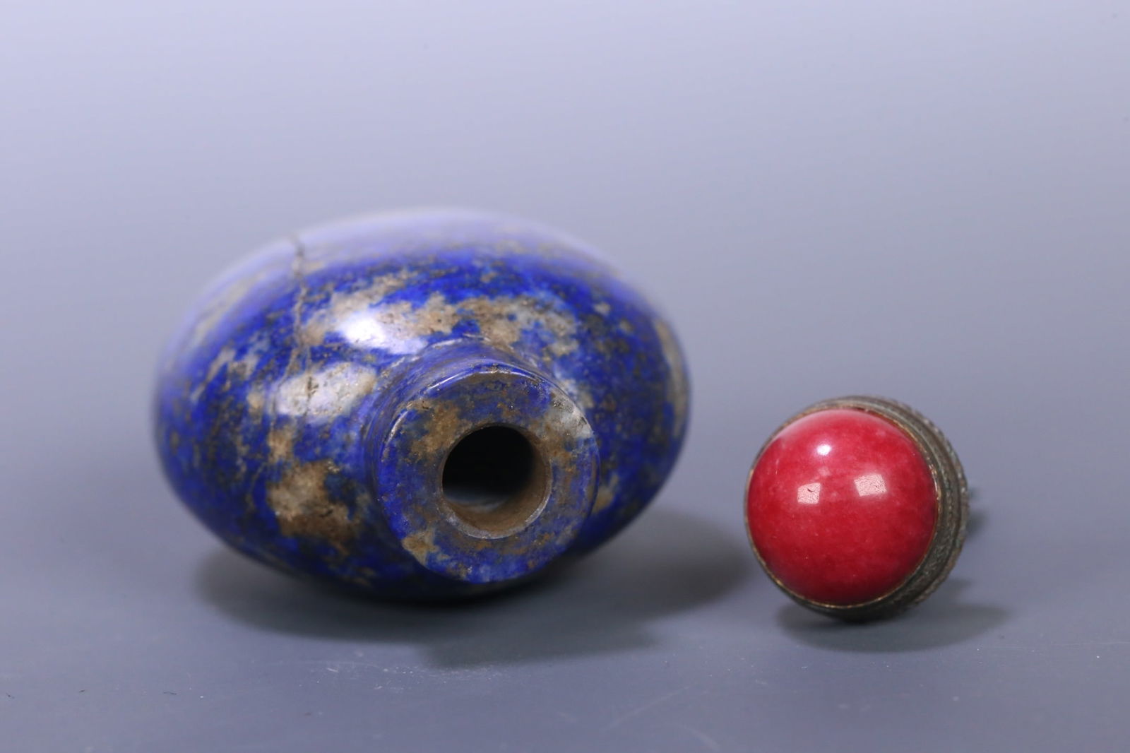 A fine lapis lazuli snuff bottle - 5
