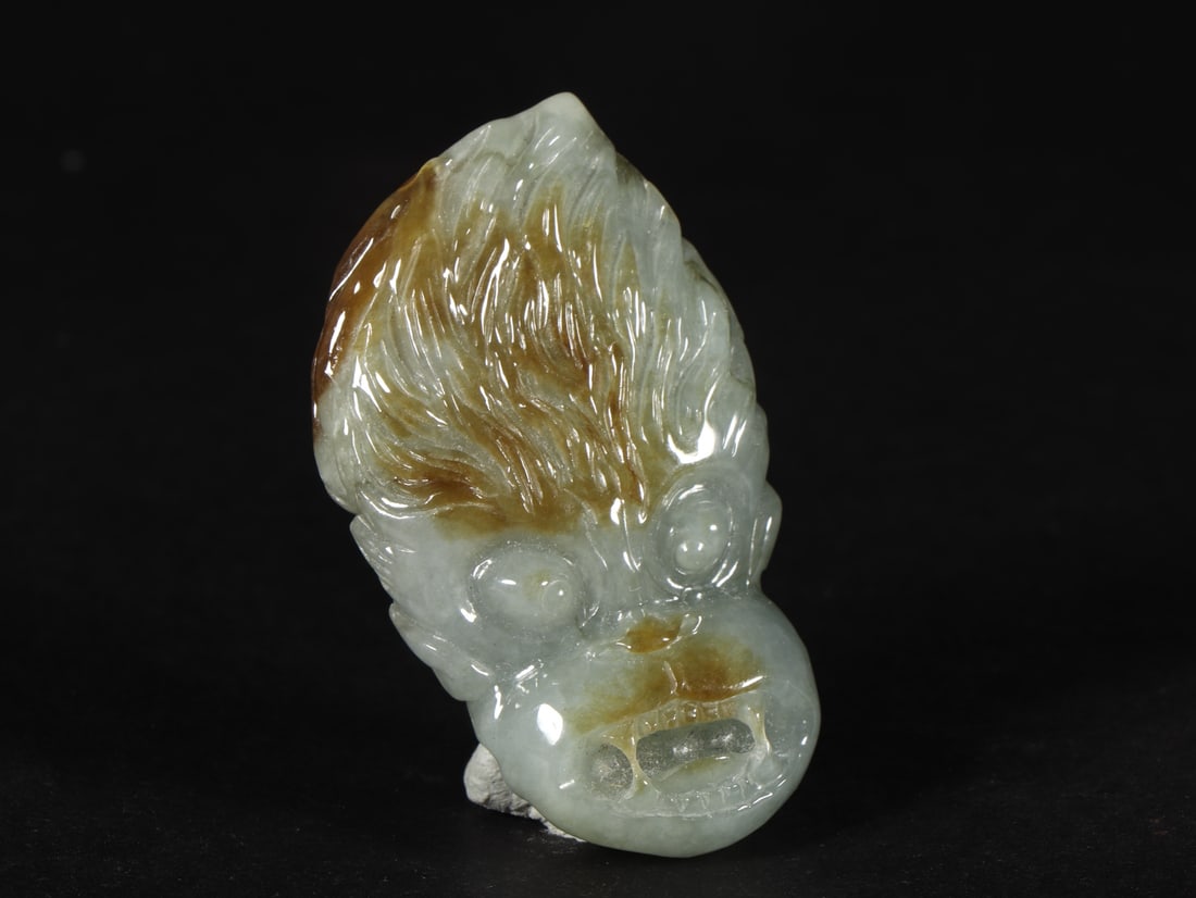 A jade monkey head from the Qing Dynasty - 3