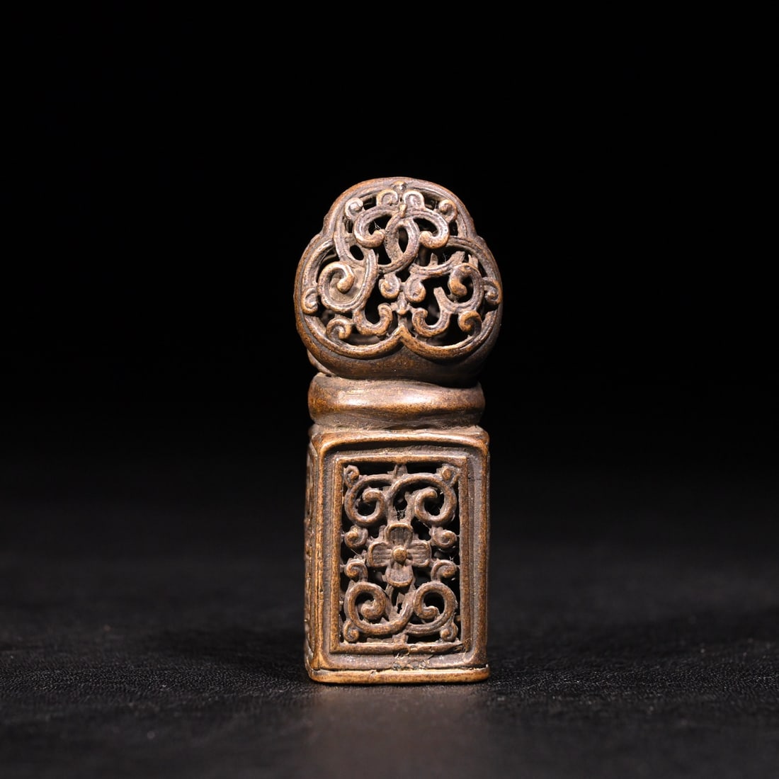 A fine copper floral seal (1 of 7)