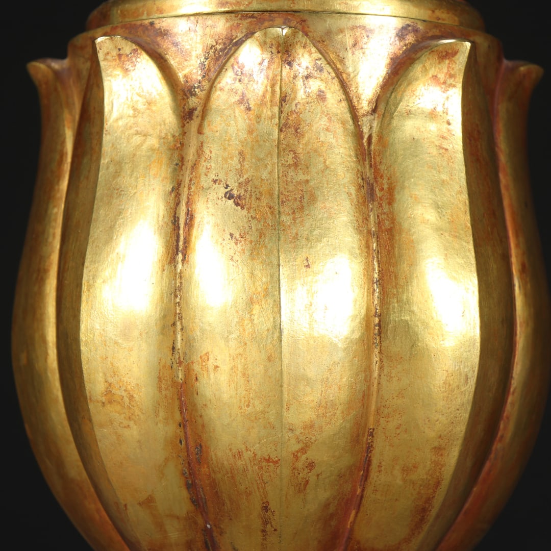 A fine copper-gilt lotus-shaped aromatherapy - 2