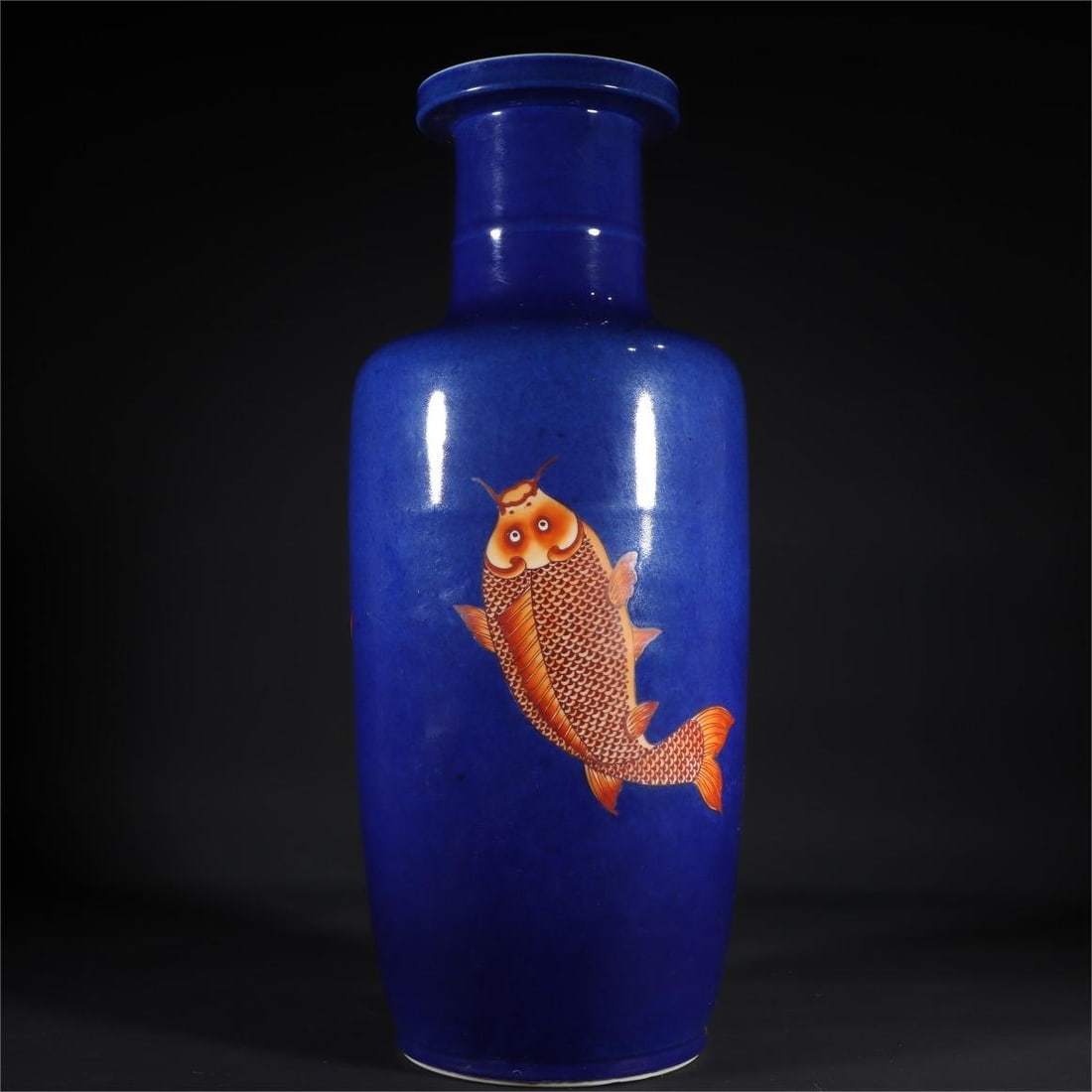 A blue glazed alum red stick hanging bottle made in the Kangxi period of the Qing Dynasty: Qing Dynasty Kangxi year made of blue glazed alum red color stick rope bottle Size:H:47cmW:21cm (The Dimensions Of All Batches Are Manually Measured.If You Need More Detailed