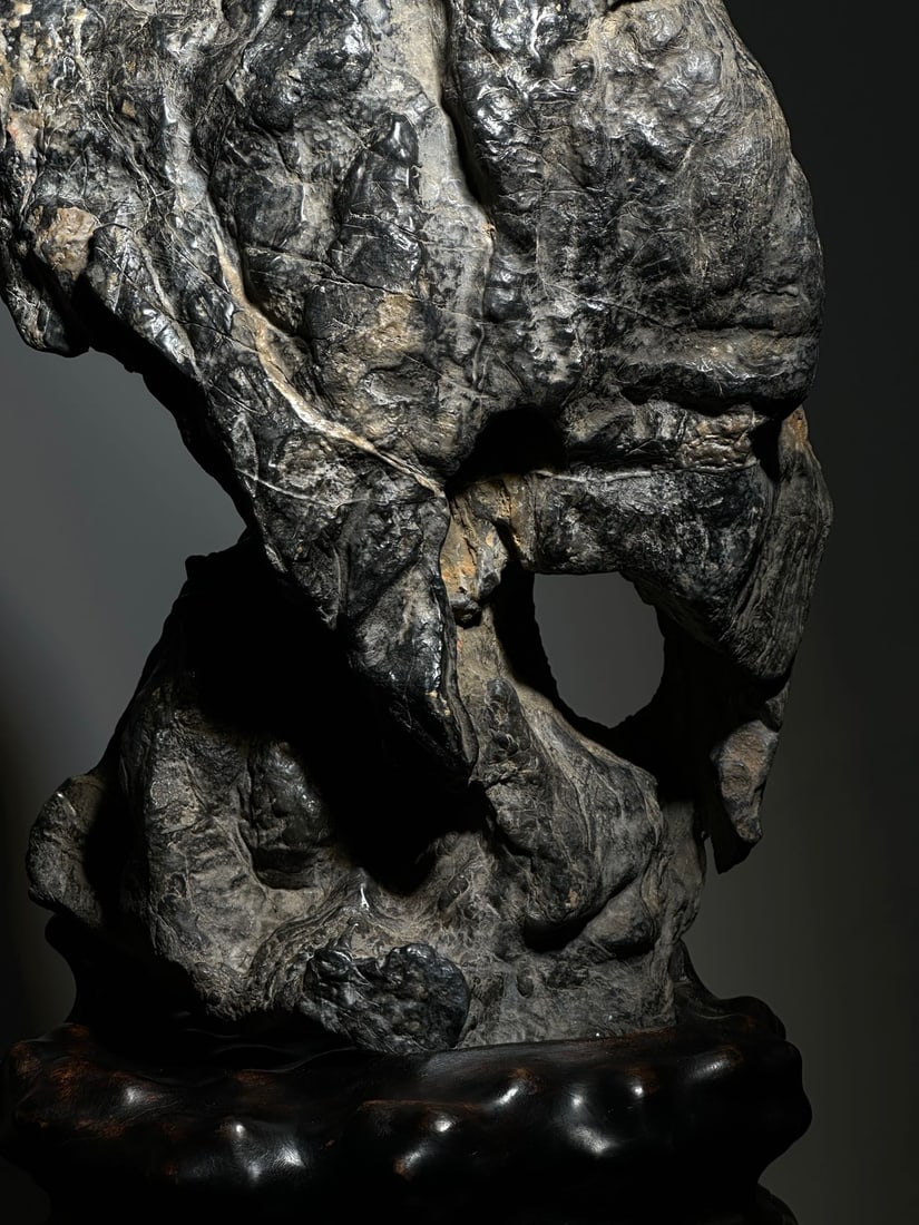 A fine Lingbi stone - 6