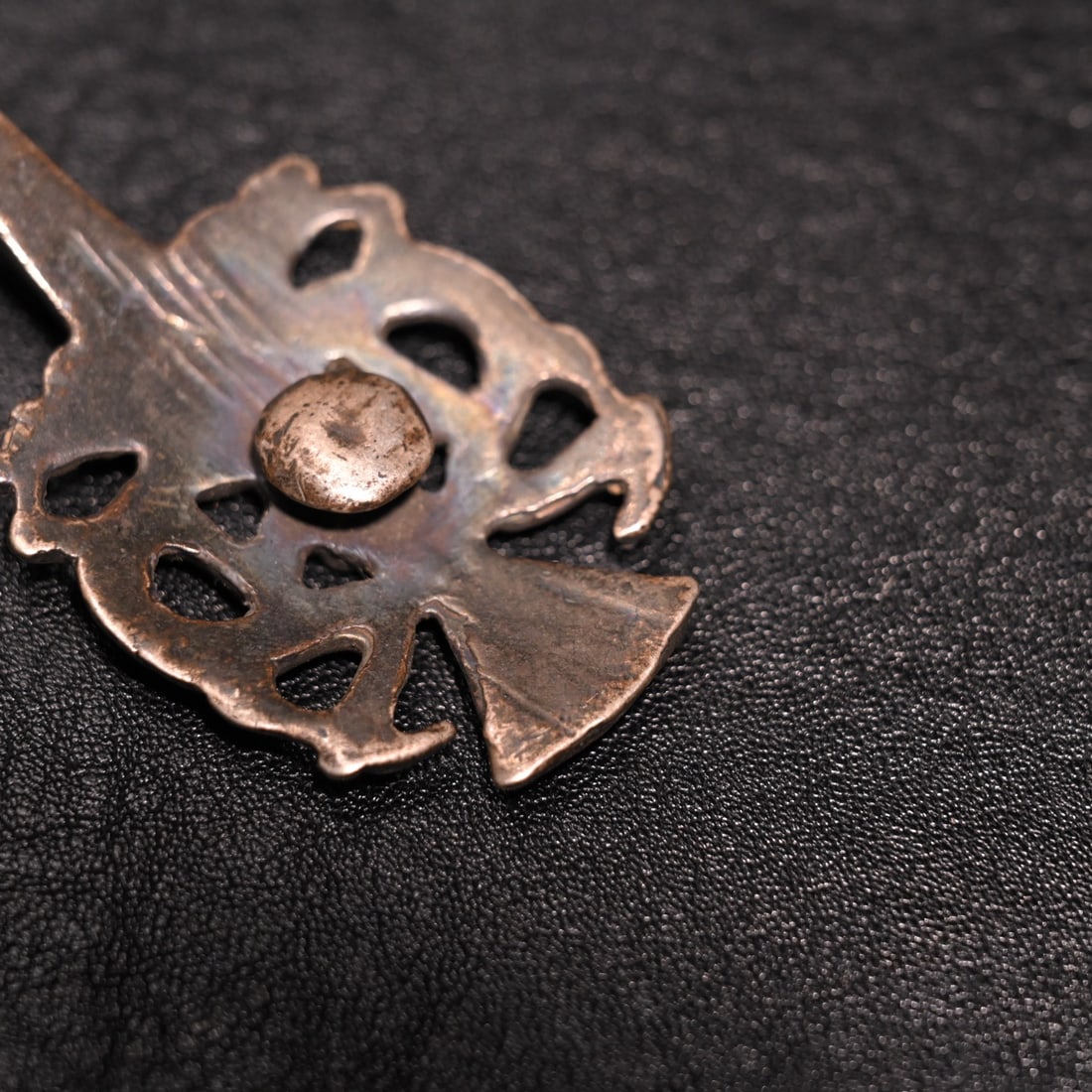 A fine sterling silver double dragon pattern with hooks - 9