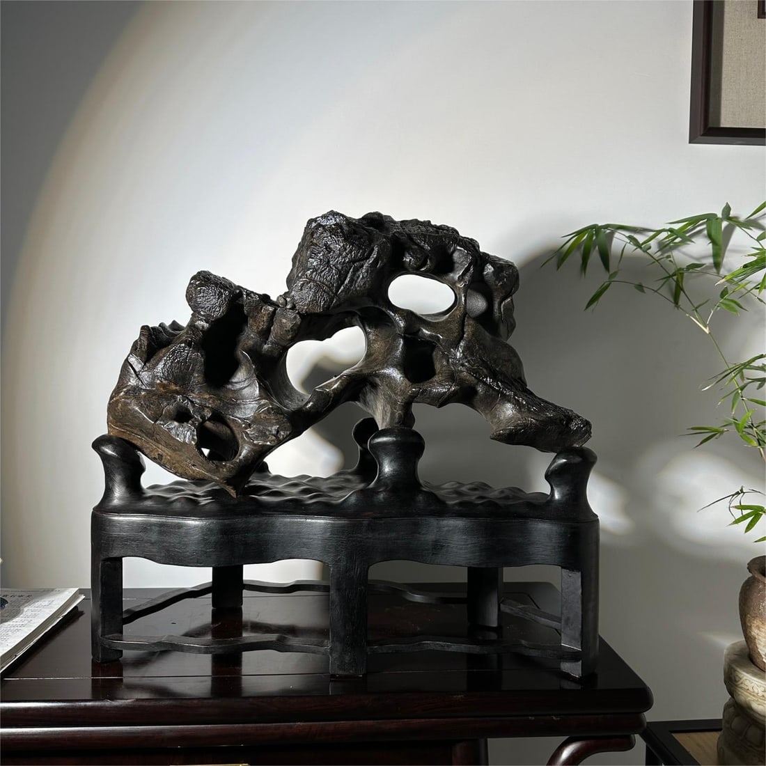 A piece of exquisite Taihu stone: Exquisite Taihu Lake stone Size:L:60cmH:56cmT:23cm (The Dimensions Of All Batches Are Manually Measured.If You Need More Detailed Information, Please Contact Our Customer Service