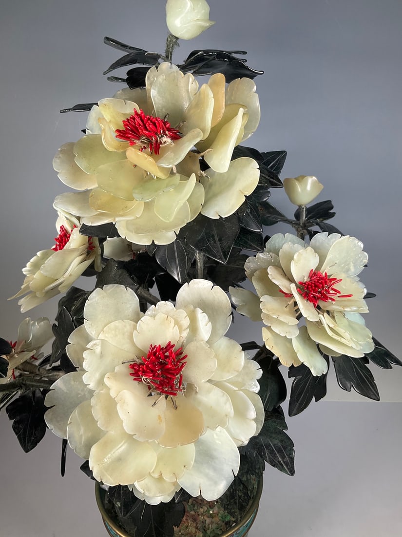 A beautiful cloisonné jade bonsai - 2