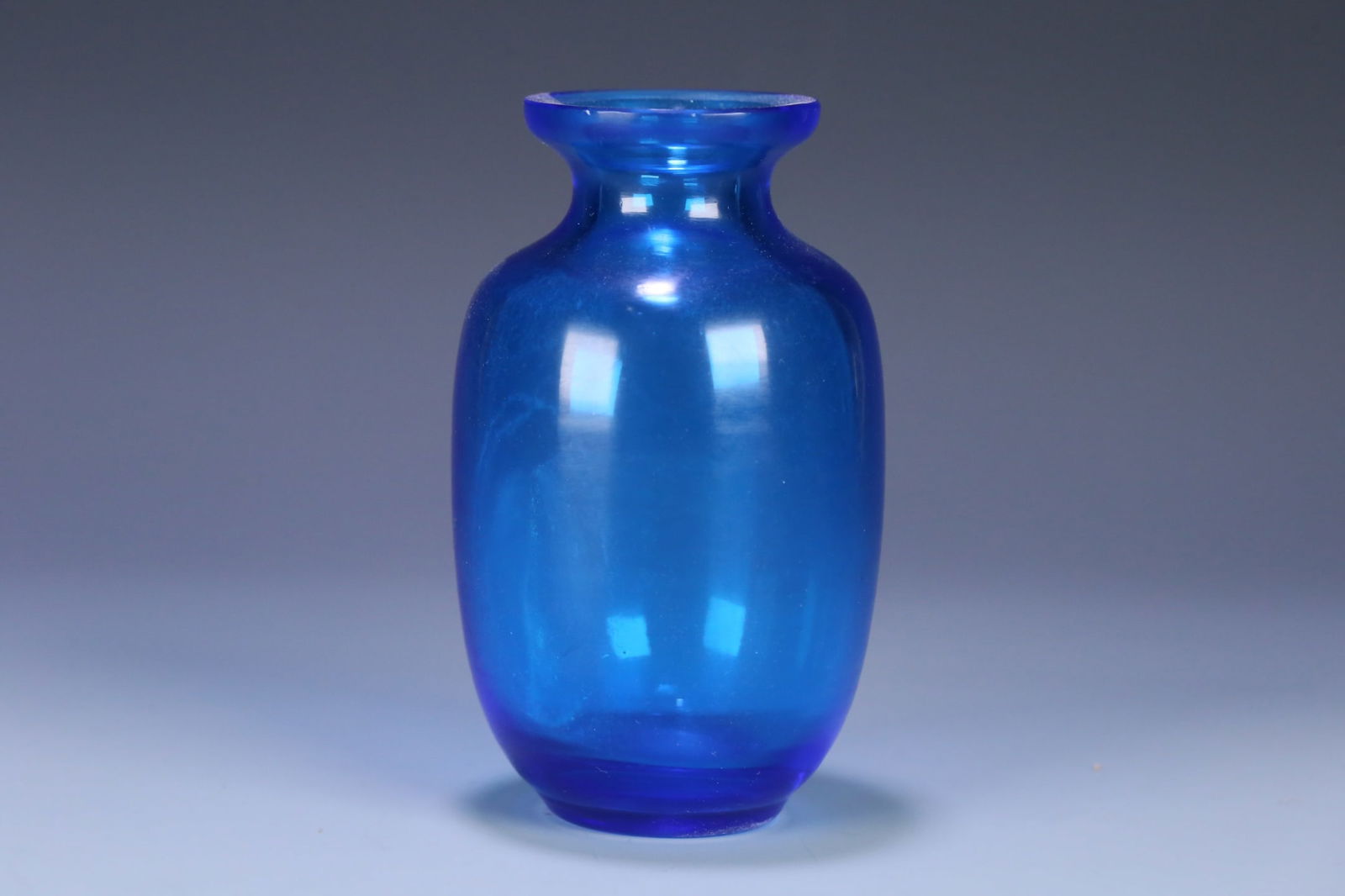 A beautiful old glass appreciation bottle - 2