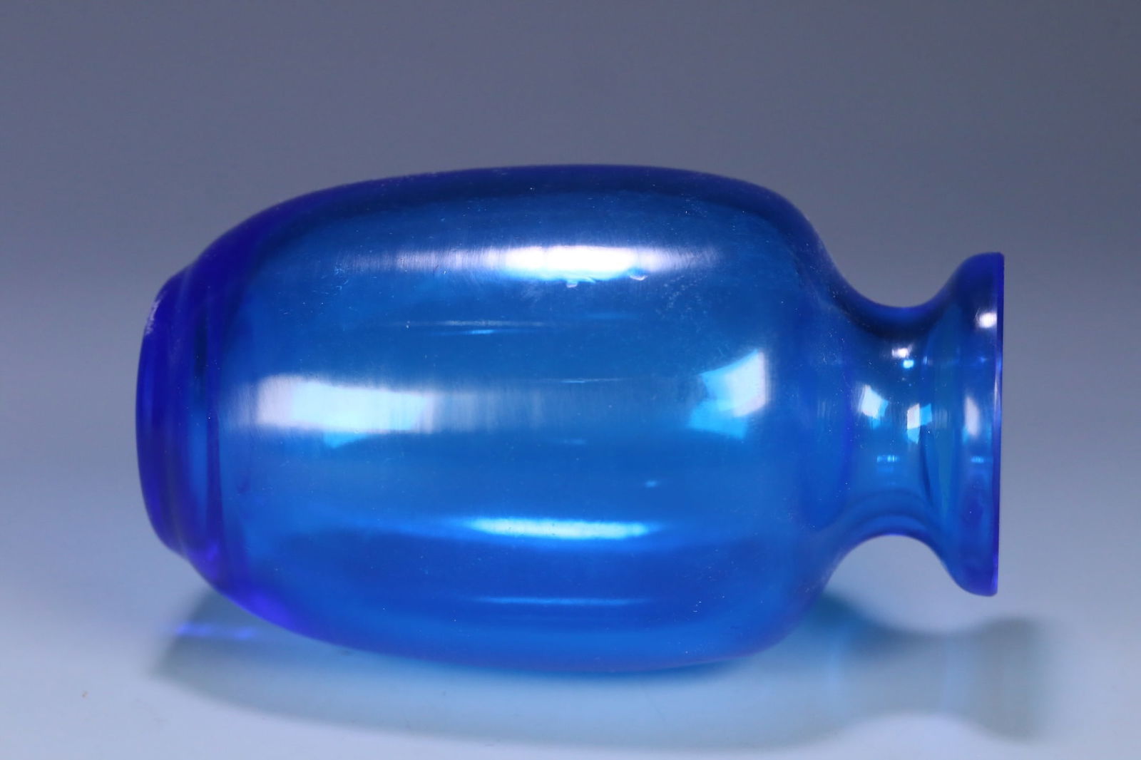 A beautiful old glass appreciation bottle - 3