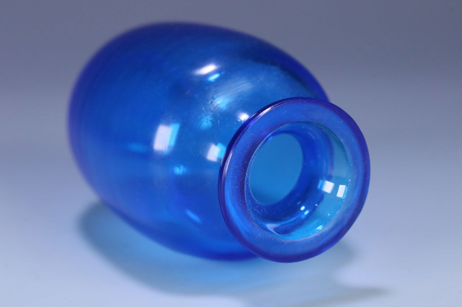 A beautiful old glass appreciation bottle - 4