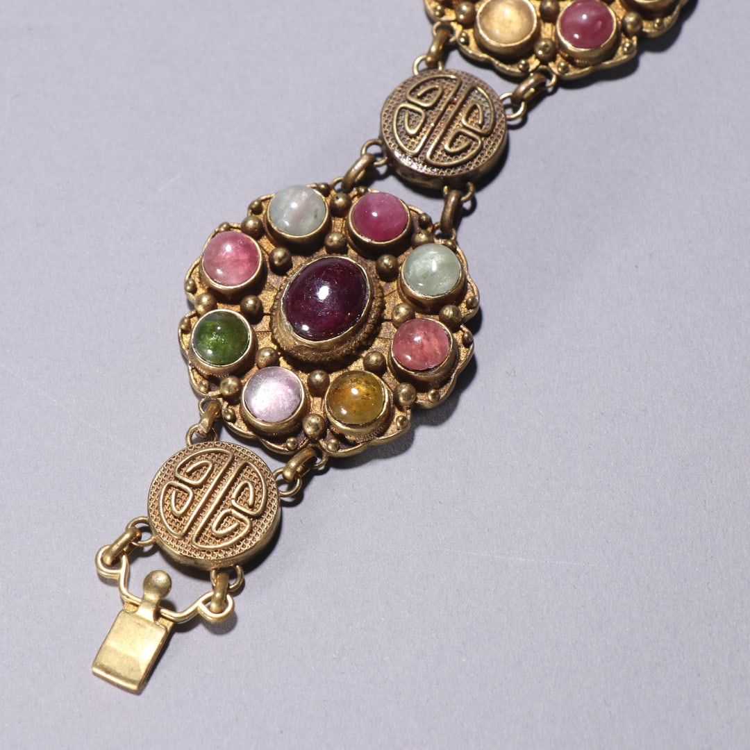 A fine silver-gilt multi-treasure bracelet - 2