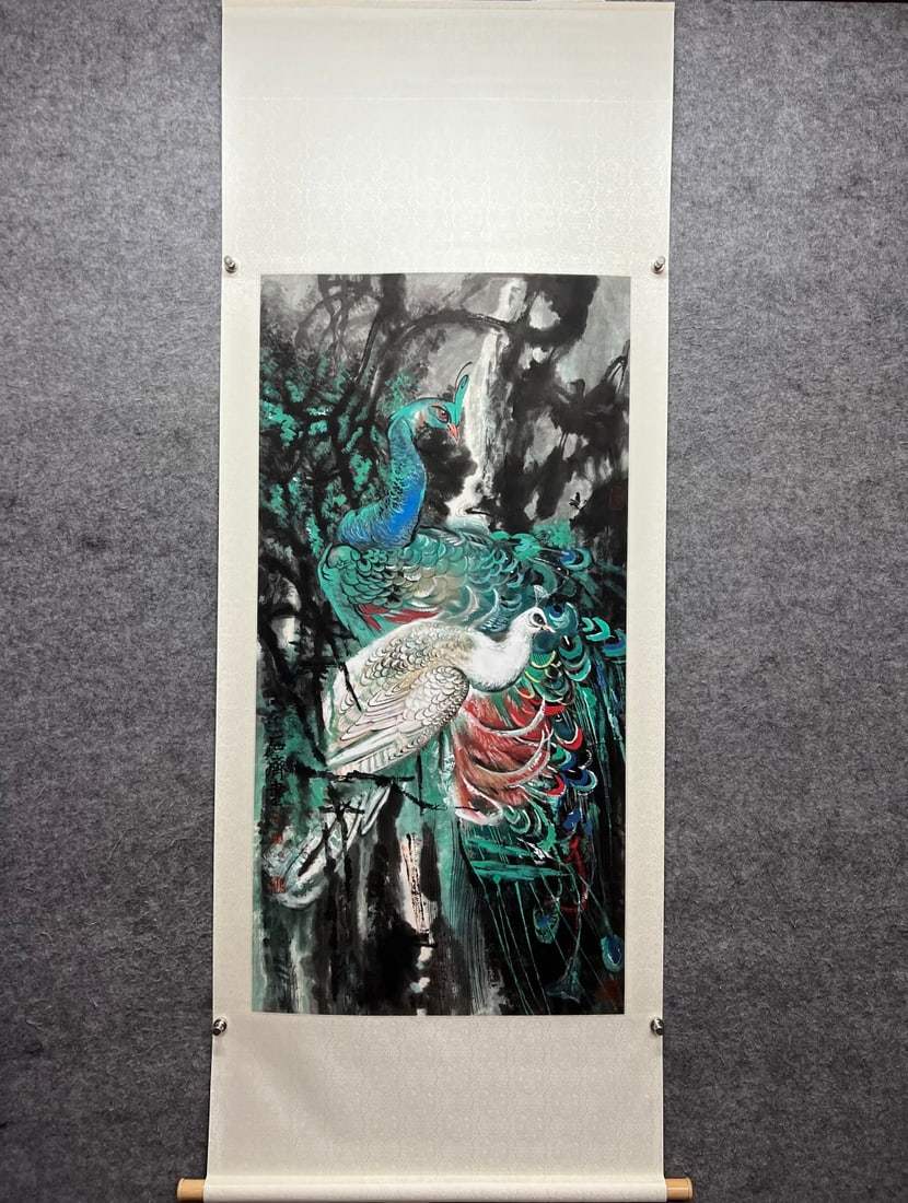 A picture of Shi Qi's peacock (1 of 9)