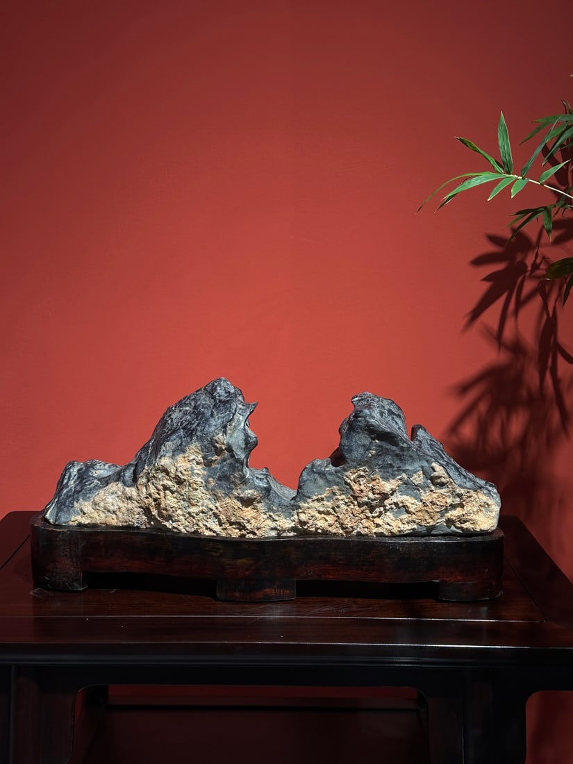 A beautiful Lingbi stone mountain - 6