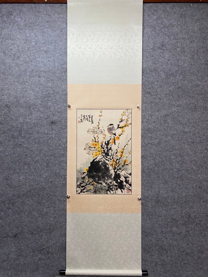 A picture of Sun Qifeng's flowers and birds: Sun Qifeng's flower and bird picture FlowercoreSize:68×44cm (The Dimensions Of All Batches Are Manually Measured.If You Need More Detailed Information, Please Contact Our Customer