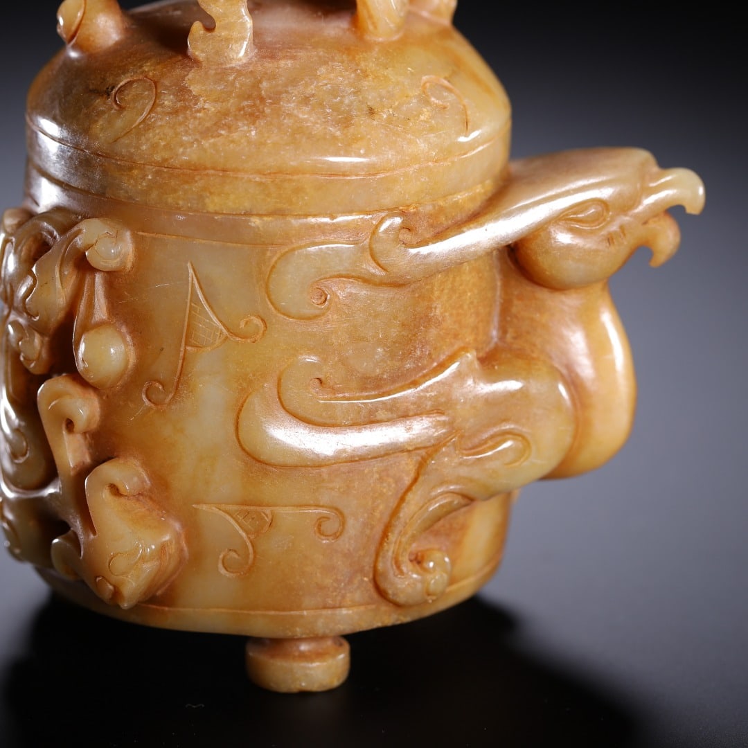 A beautiful ancient jade pot - 3