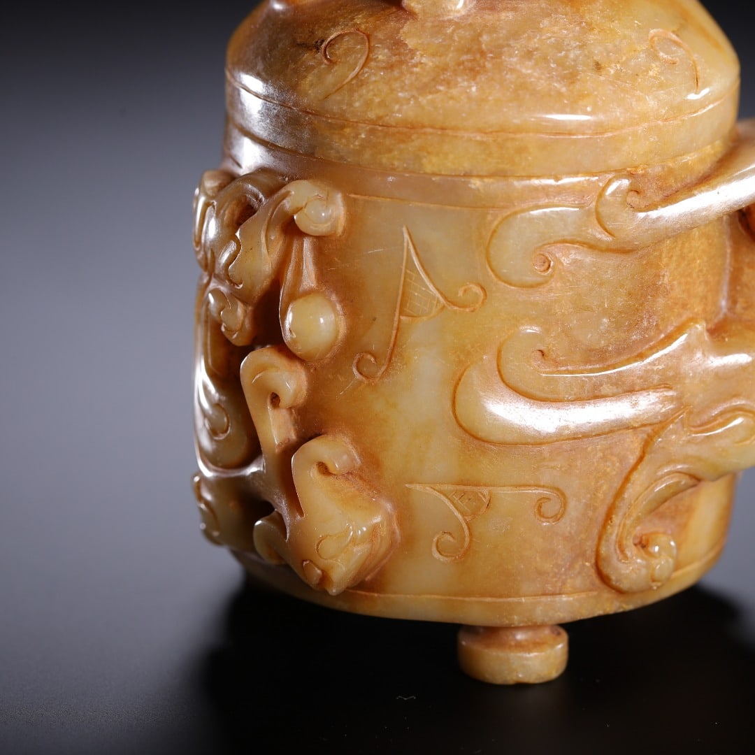 A beautiful ancient jade pot - 4