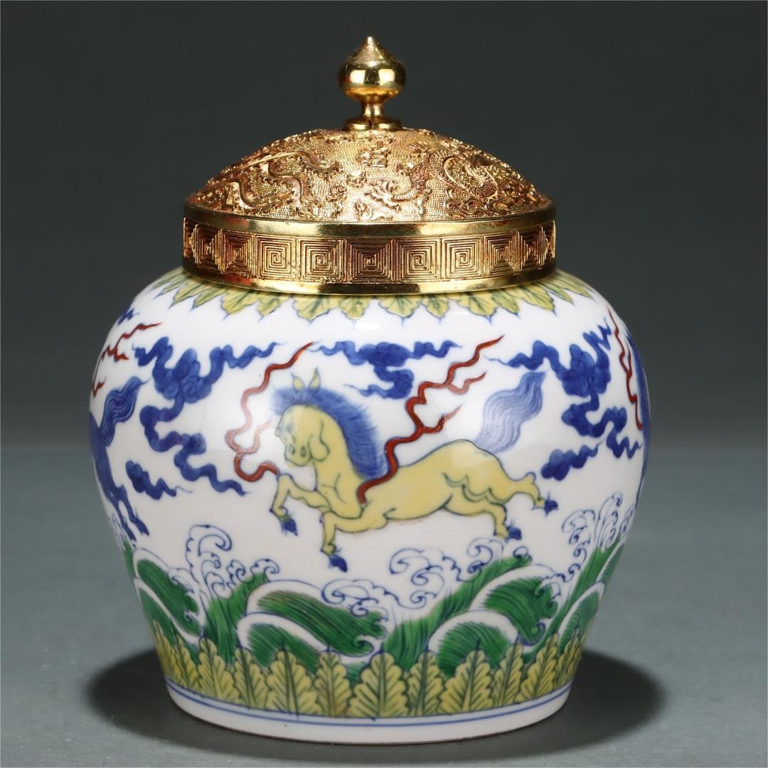 A Doucai seawater Pegasus pattern lid jar made in the Chenghua year of the Ming Dynasty (1 of 9)