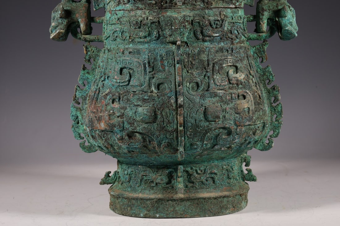 A beautiful bronze pot - 4