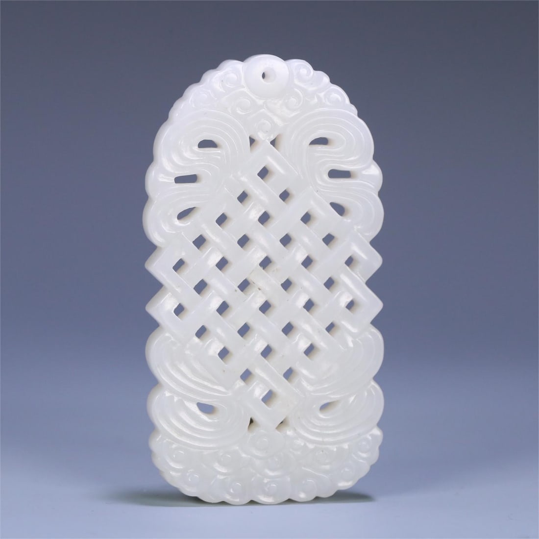 A beautiful Hetian jade hollow Chinese card: Exquisite Hetian jade hollow Chinese card Size:8x4.3x0.7cmW:51.6g (The Dimensions Of All Batches Are Manually Measured.If You Need More Detailed Information, Please Contact Our