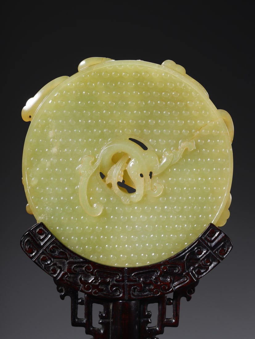 A beautiful Hetian topaz five-dragon jade - 6