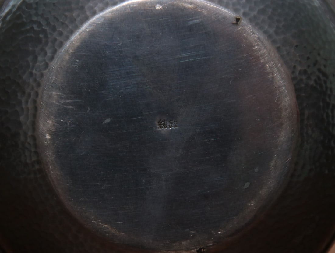 A fine Japanese silver pot - 8