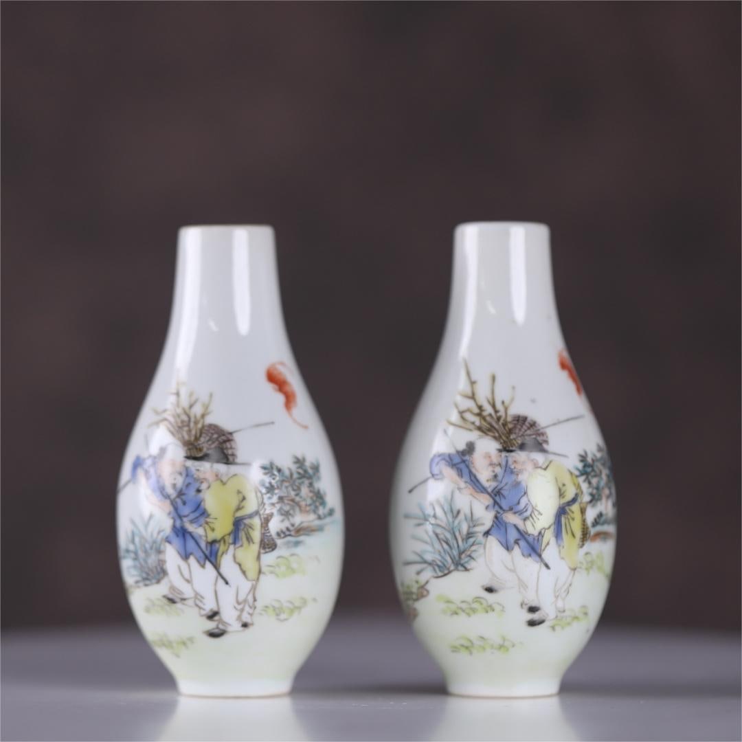 A pair of light crimson character patterned olive bottles from the Qing Dynasty: Qing Dynasty light crimson character pattern olive bottle Size:H:11x5.4cm (The Dimensions Of All Batches Are Manually Measured.If You Need More Detailed Information, Please Contact