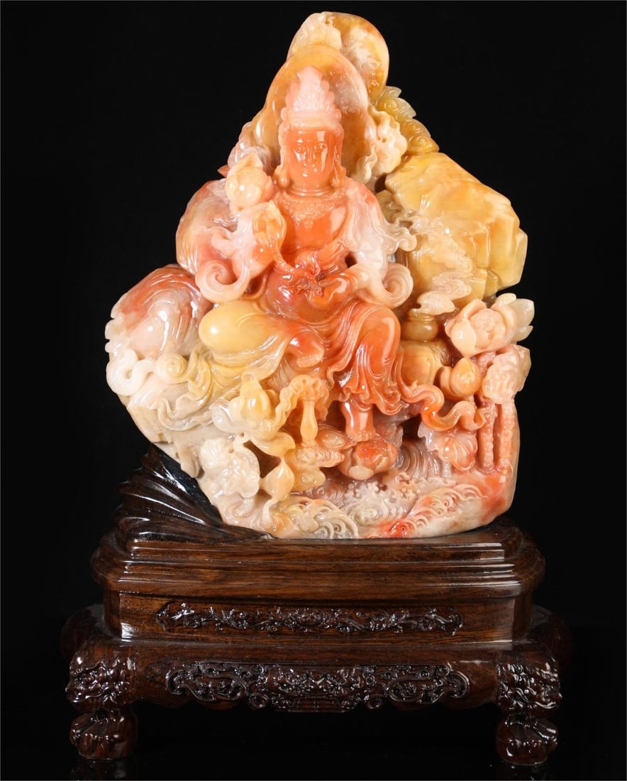 A beautiful Shoushan Shitian Huang Guanyin ornament: Exquisite Shoushan Shitian Huang Guanyin ornaments Size:W:9.4kgH:35cmW:30cm (The Dimensions Of All Batches Are Manually Measured.If You Need More Detailed Information, Please