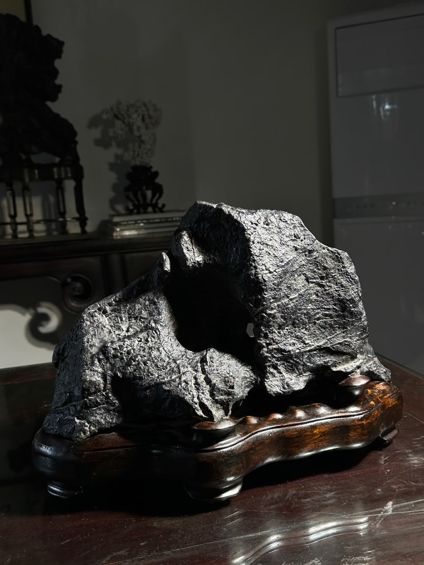 A beautiful Lingbi stone mountain - 4