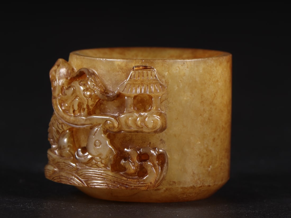 A fine Hetian jade embossed finger - 2