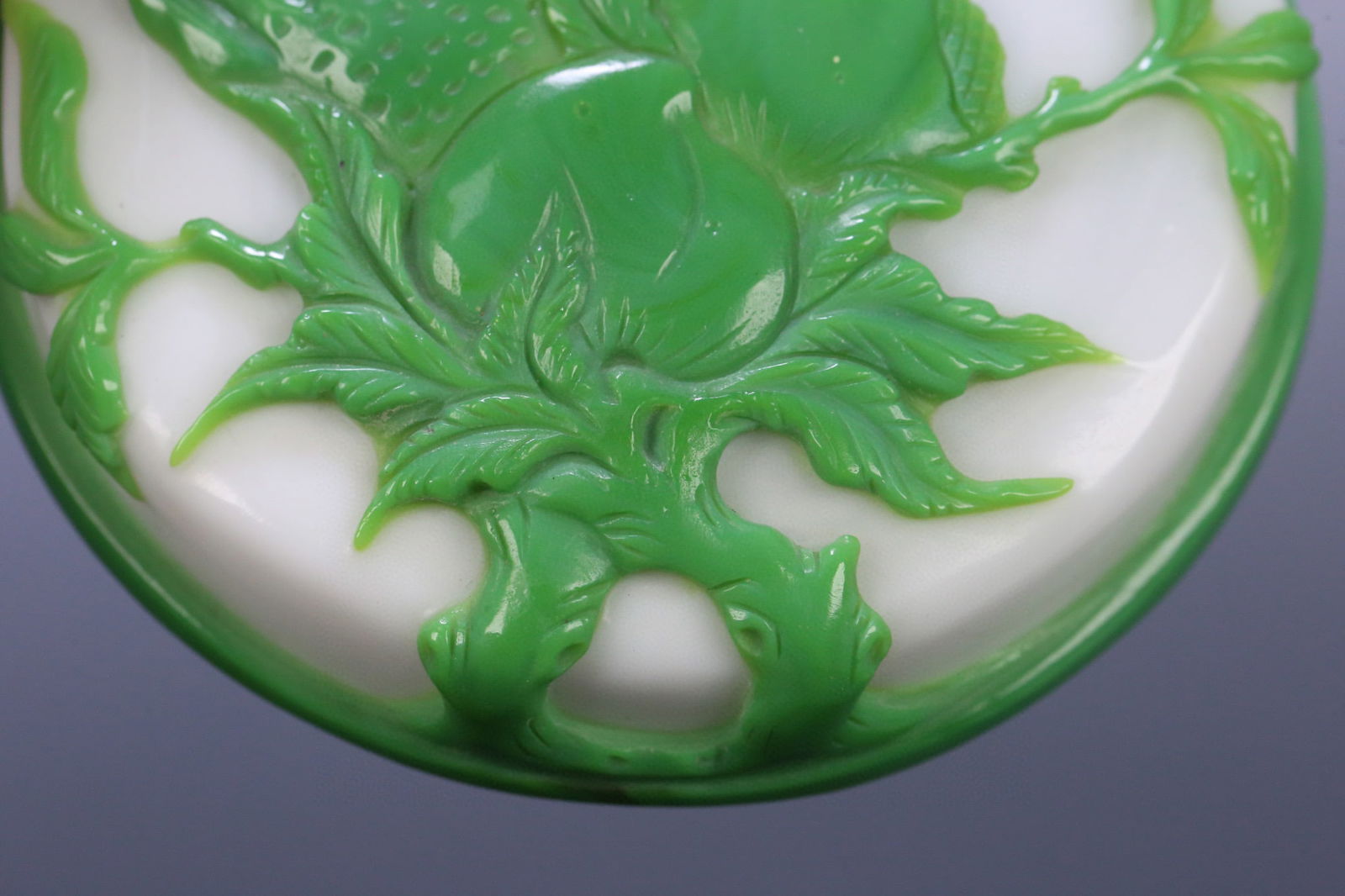 A beautiful old glass three-lid box - 8