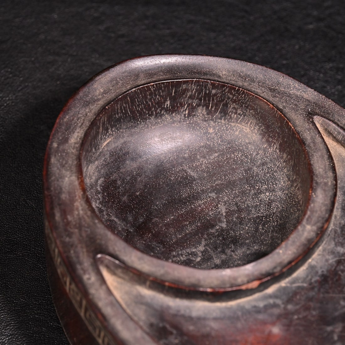 A beautiful rosewood bat pattern brush wash - 5