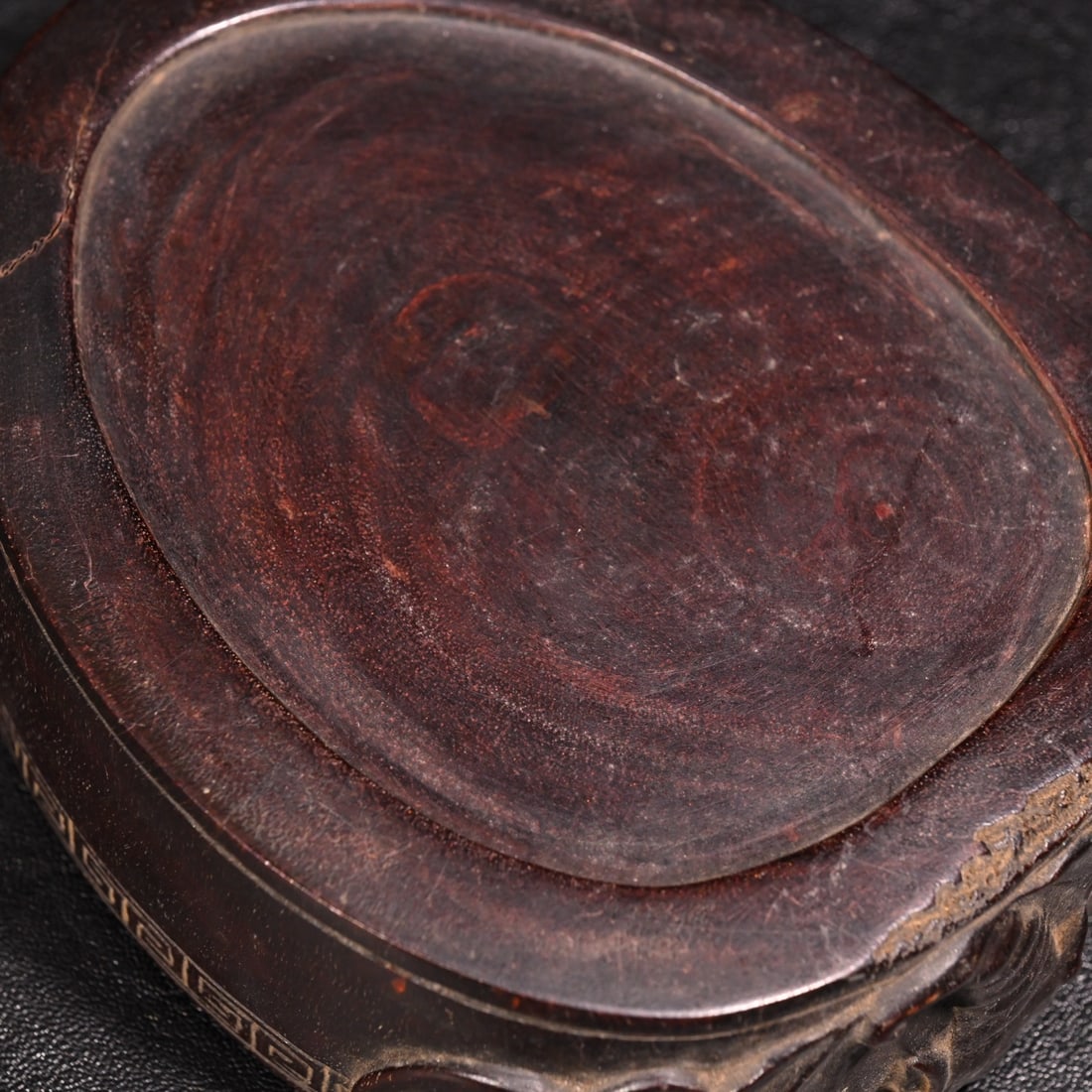 A beautiful rosewood bat pattern brush wash - 8