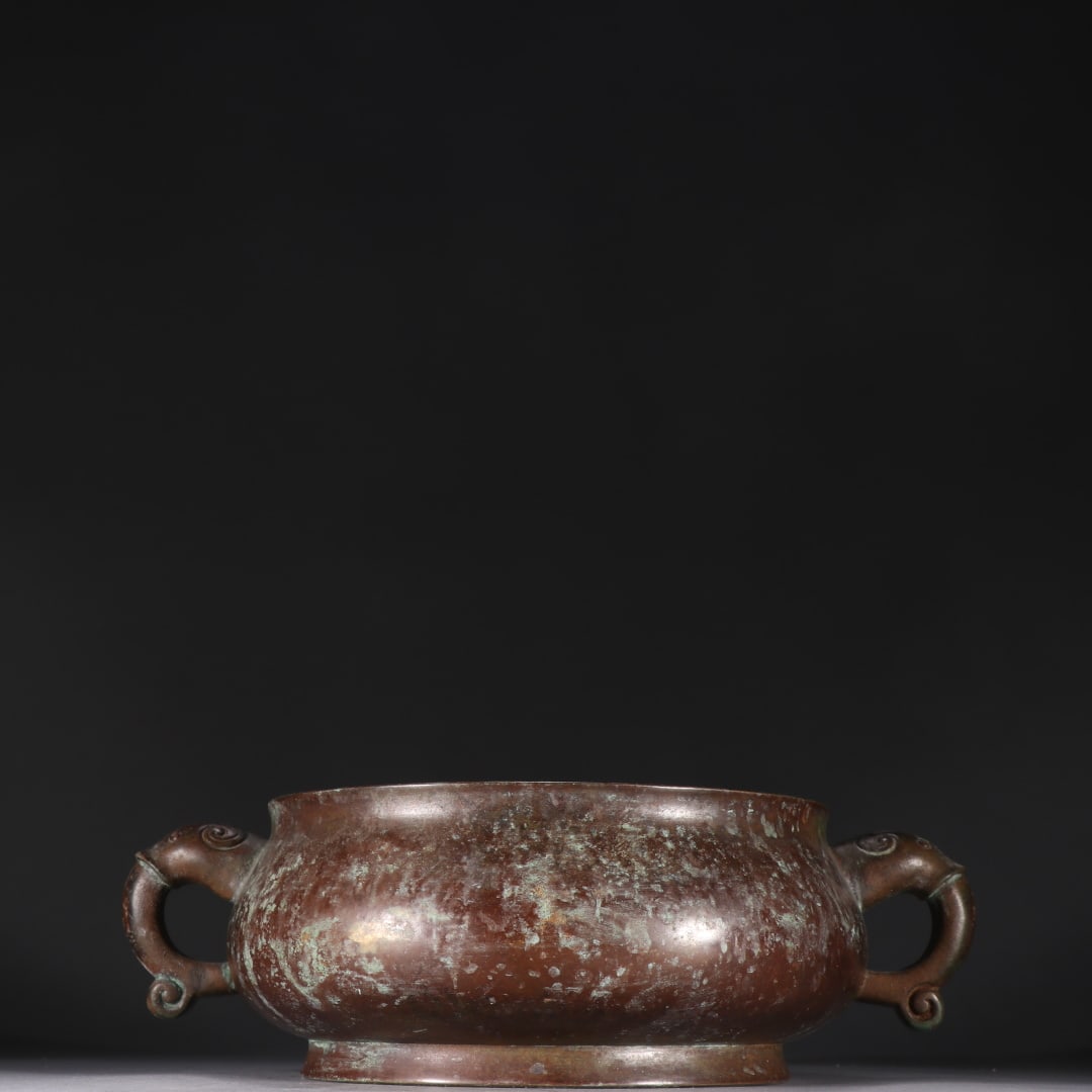 A fine copper tire amphora (1 of 9)