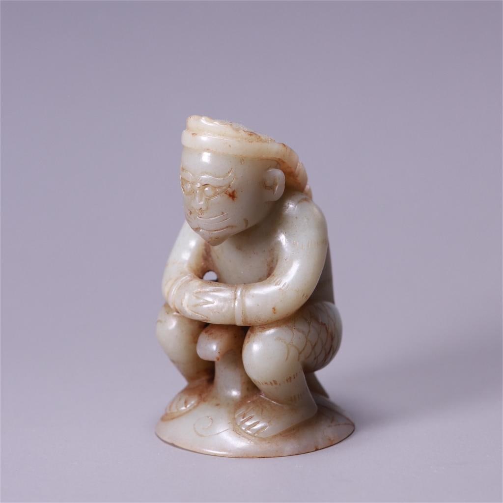 A beautiful Hetian jade figurine (1 of 9)