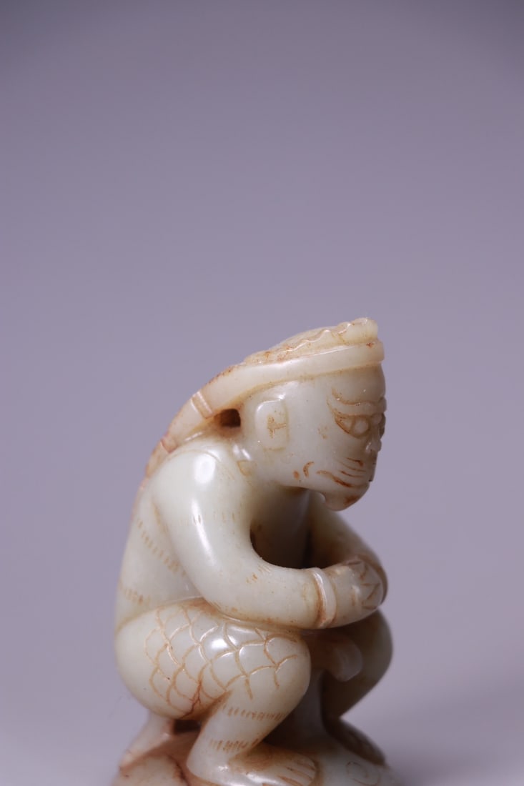 A beautiful Hetian jade figurine - 4