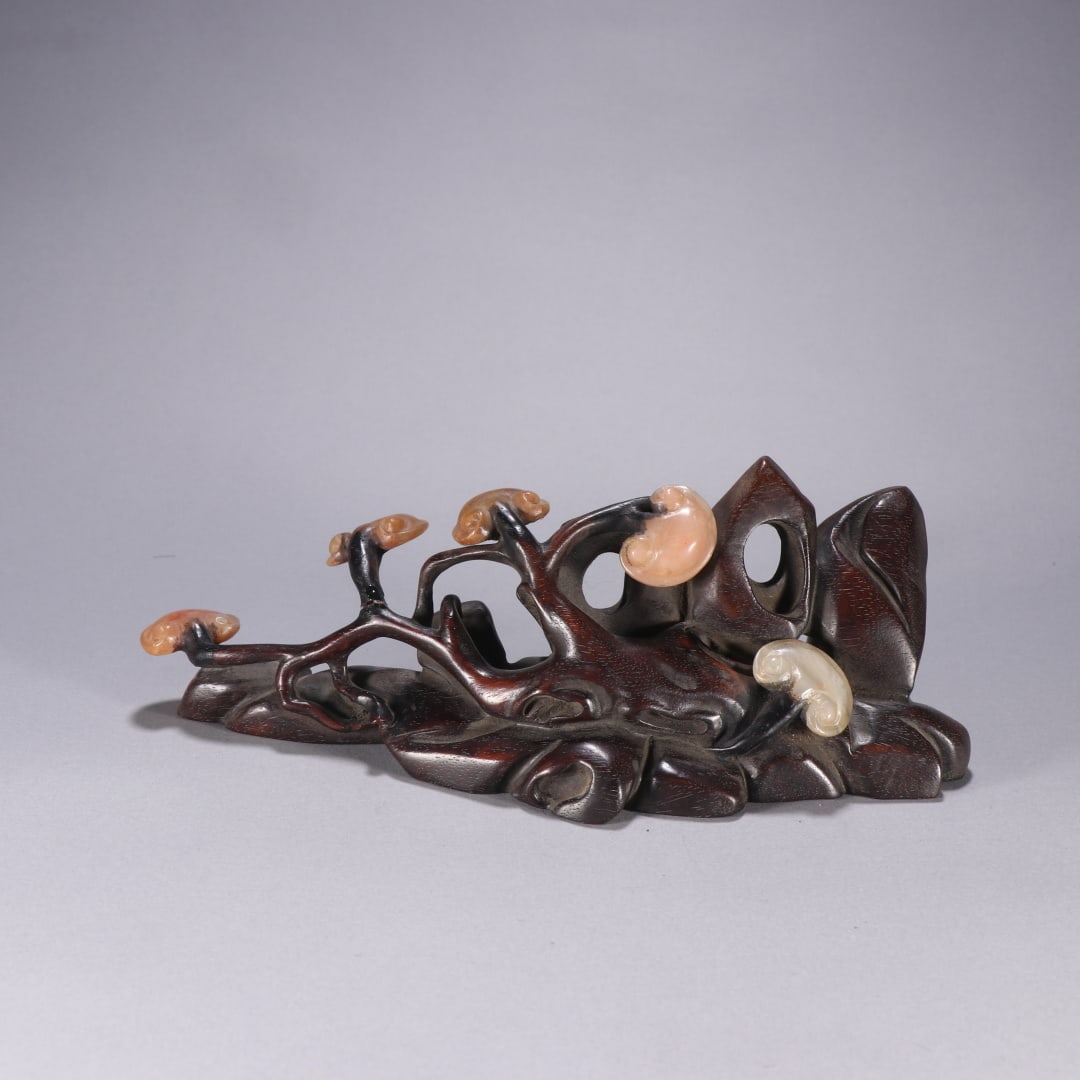 A beautiful rosewood inlaid Shoushan stone Ganoderma lucidum pen holder (1 of 9)