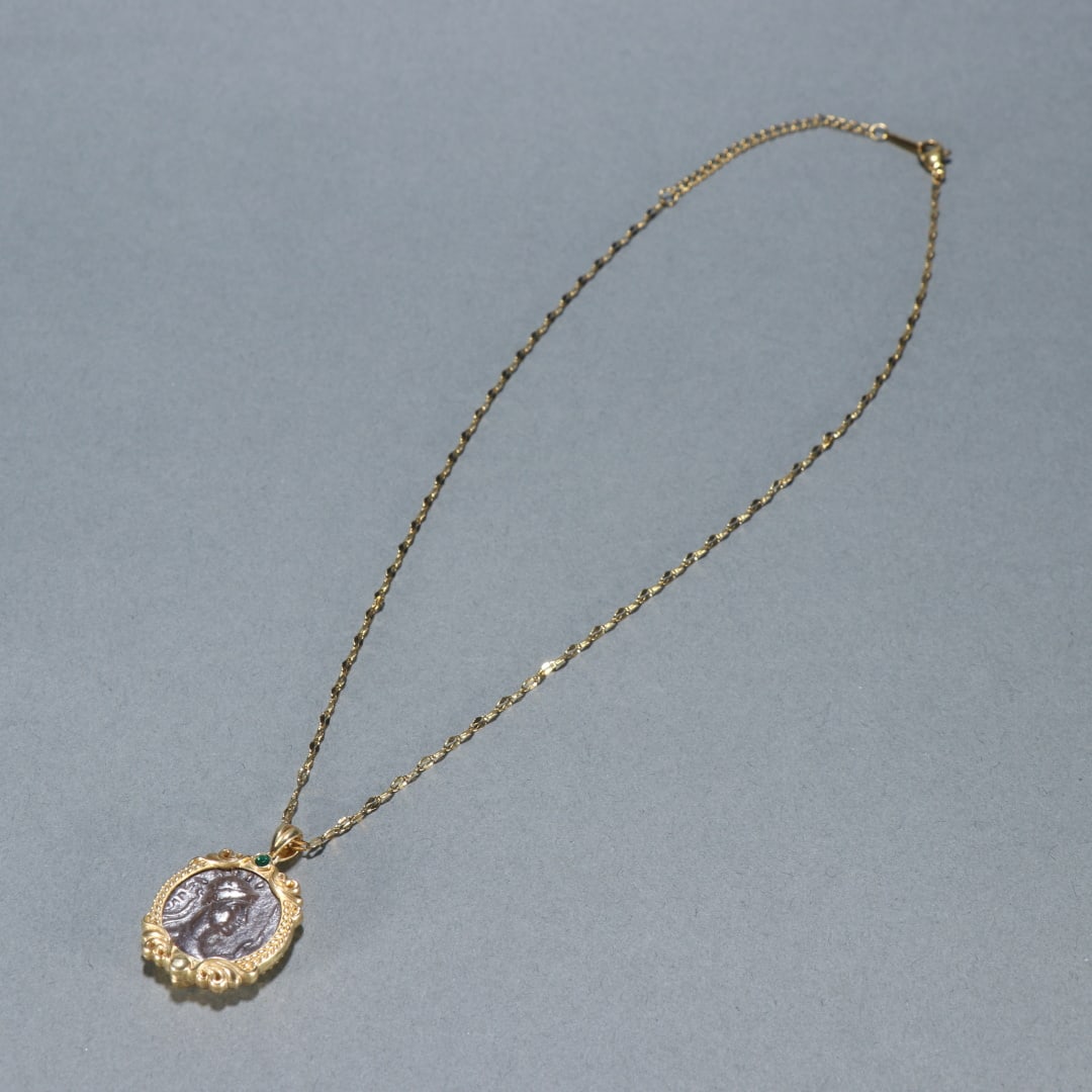 A fine silver-gilt Roman coin pendant (1 of 9)
