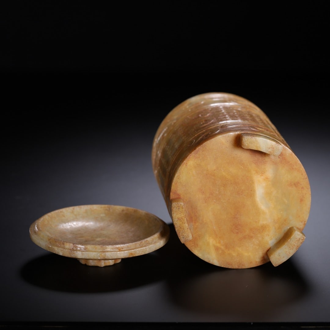 A beautiful ancient jade vase - 9