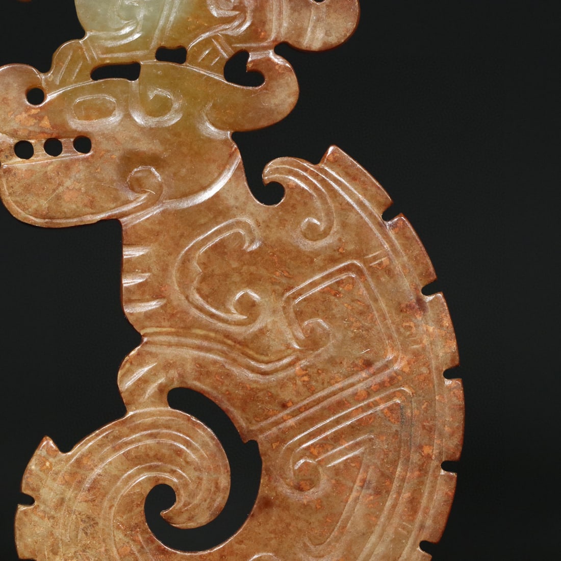An Exquisite White Jade Dragon Pattern Pendant - 5