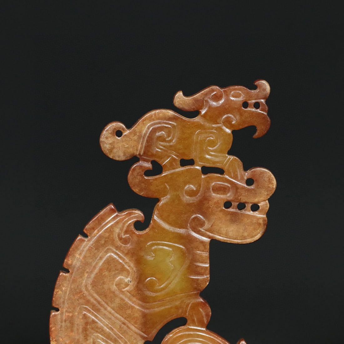 An Exquisite White Jade Dragon Pattern Pendant - 7