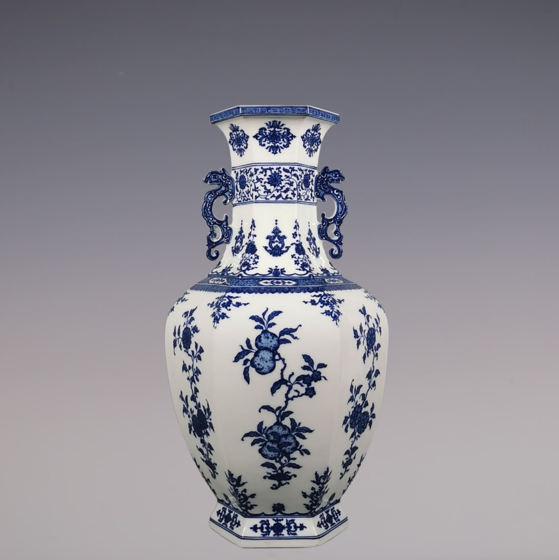 An Exquisite Blue and White Lotus Pattern Flower and Fruit Pattern Double-Ears Vase: An Exquisite Blue and White Lotus Pattern Flower and Fruit Pattern Double-Ears Vase Qing Dynasty, China Qianlong Six-character Mark Size:50.5cmx26.6cm (The Dimensions Of All Batches Are Manually