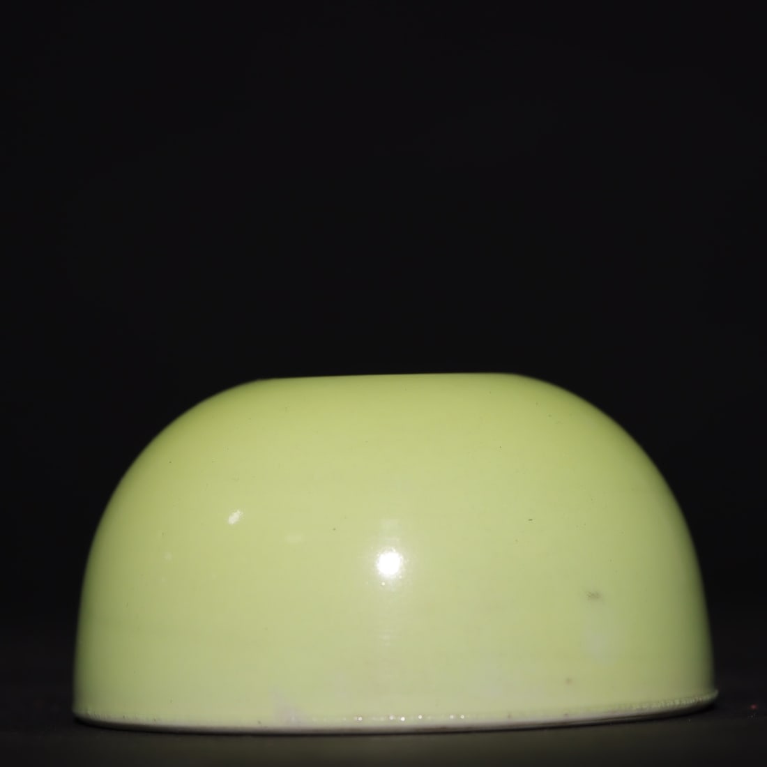 An Exquisite Yellow Glazed Brush Washer - 2