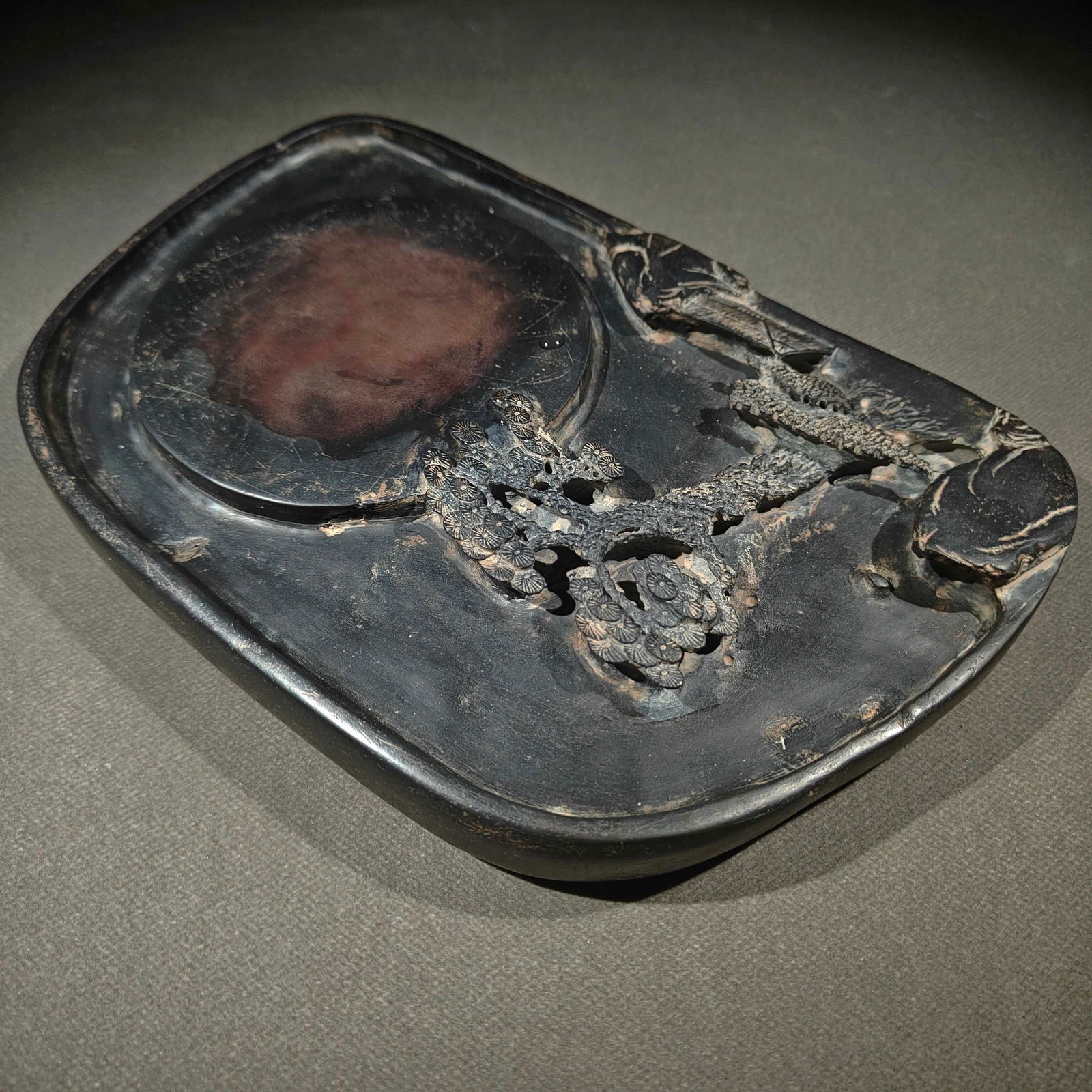 An Exquisite Pine Pattern Inkstone - 6