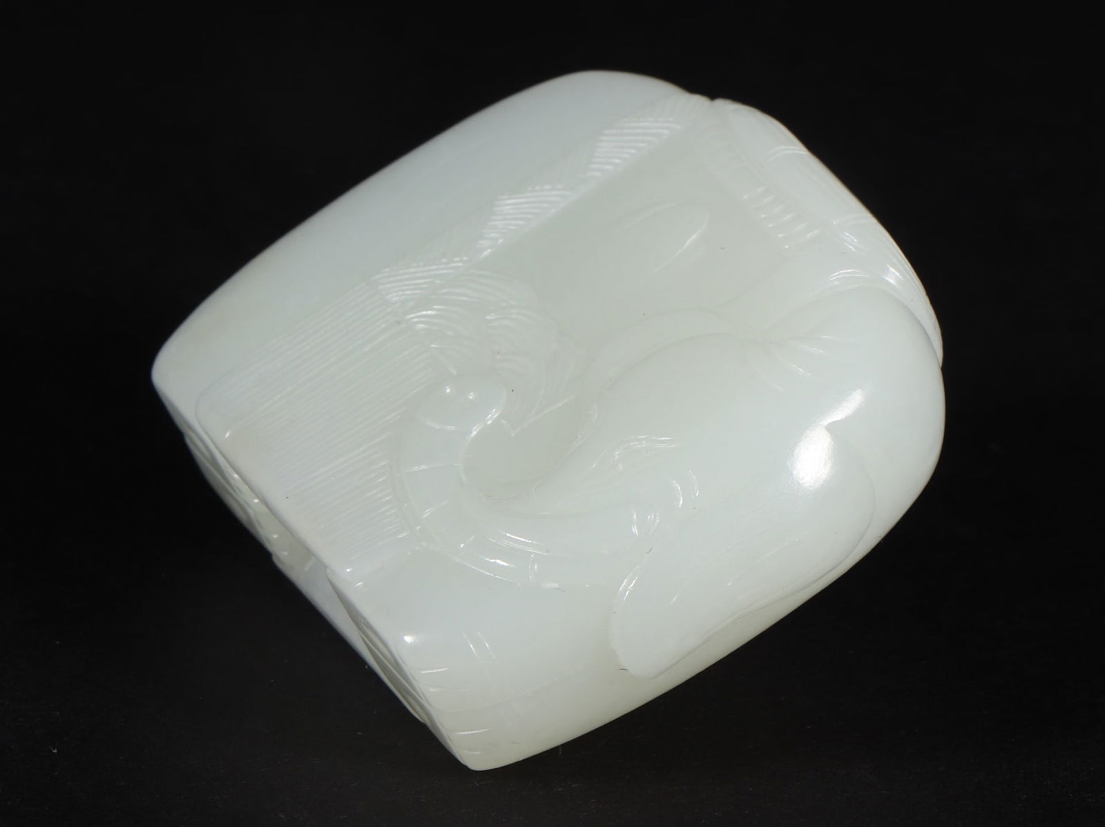 An Exquisite White Jade Elephant Pattern Ornament - 6