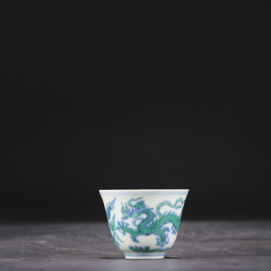 An Exquisite Green Glazed Dragon Pattern Cup - 2