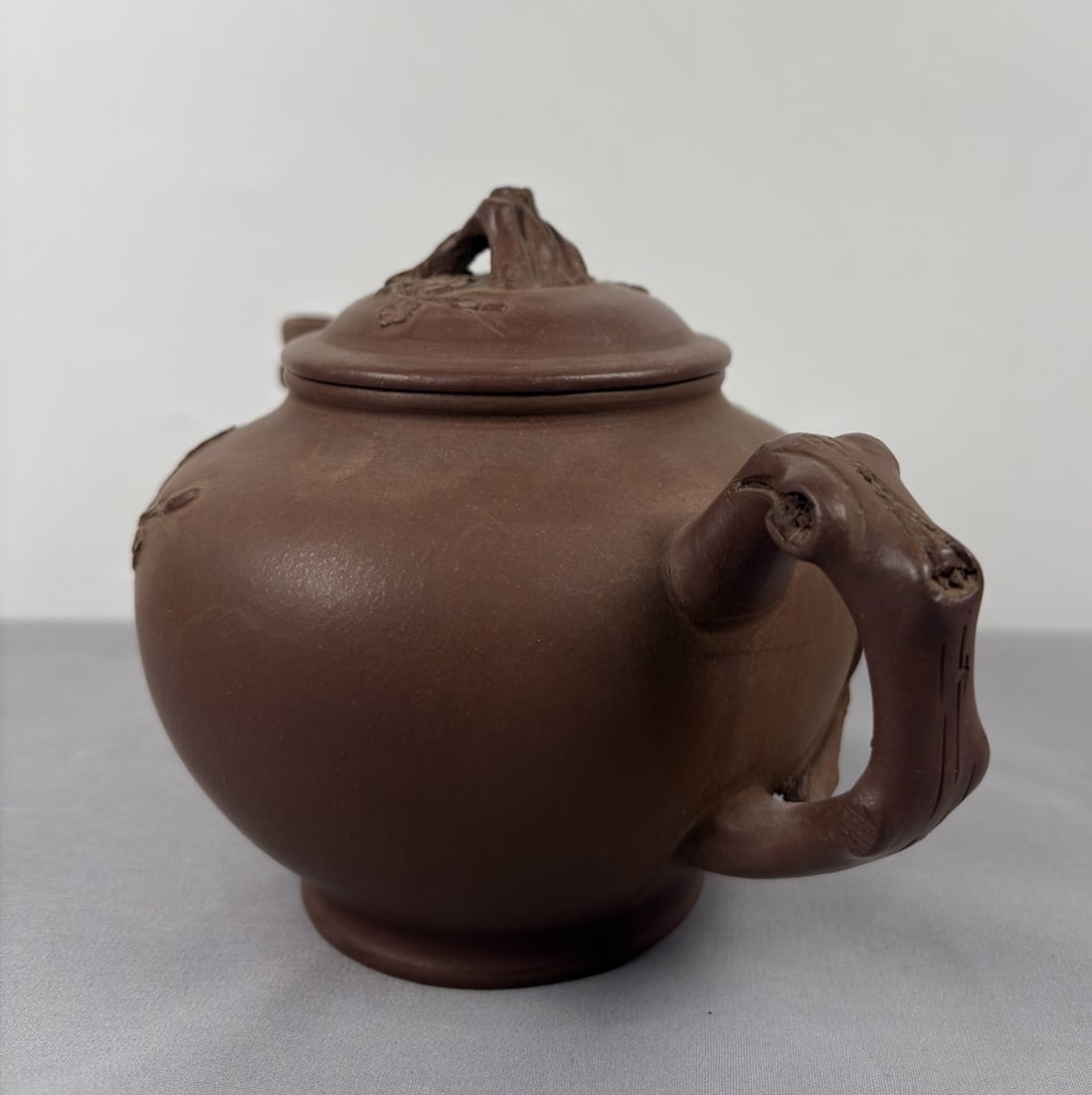 An Exquisite Purple Sands Plum flower Pattern Teapot - 5