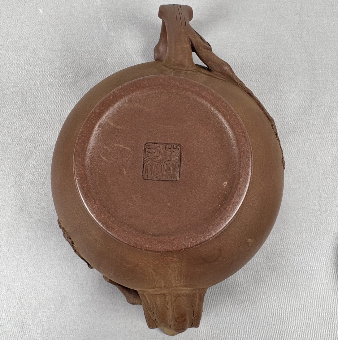 An Exquisite Purple Sands Plum flower Pattern Teapot - 9